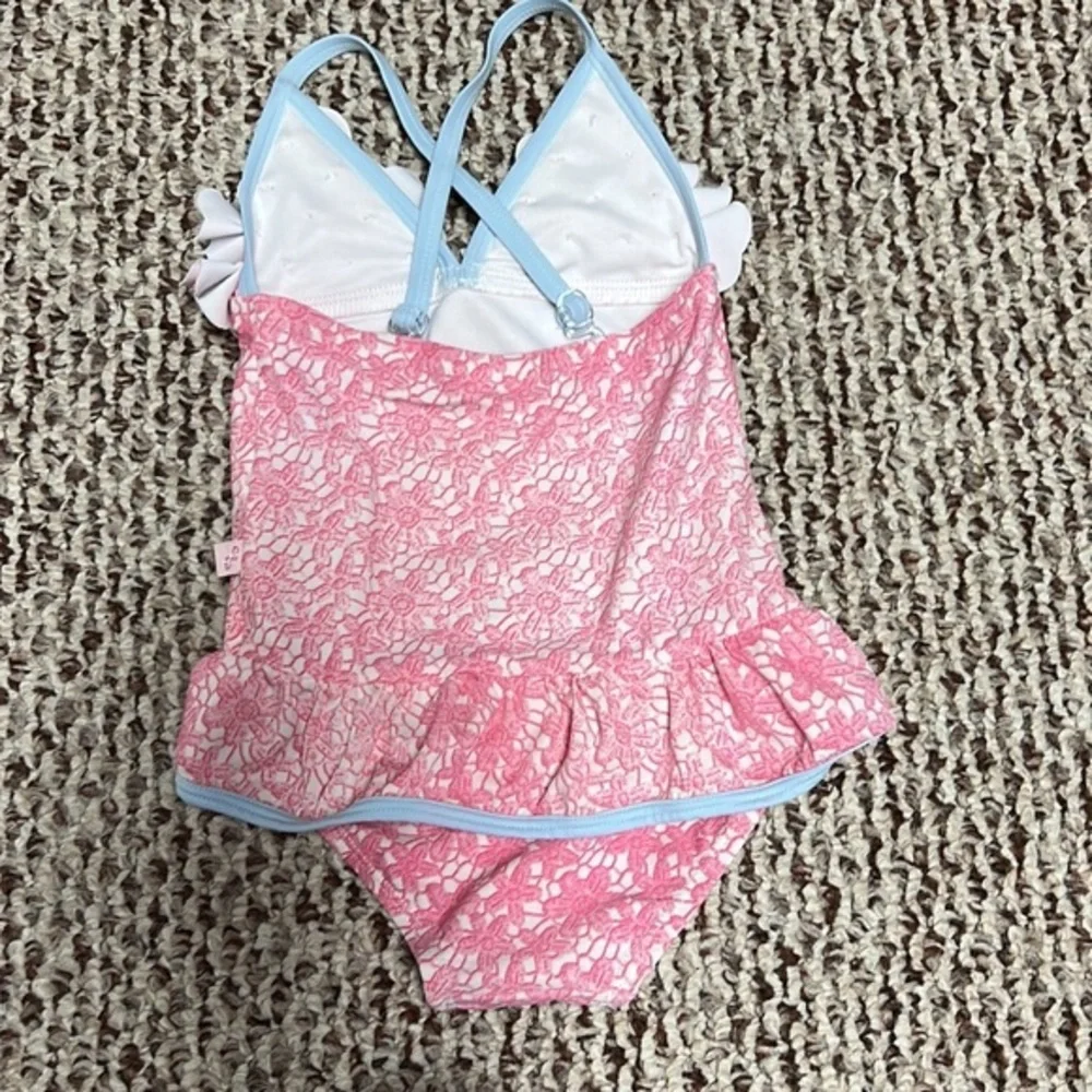 Girl’s‎ swimsuit